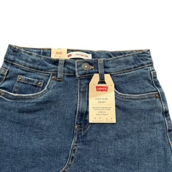 NEW Levi’s Blue Denim Jean Skirt Med Wash Zip Front Elastic‎ Side Girls Size 8 - Picture 3 of 13